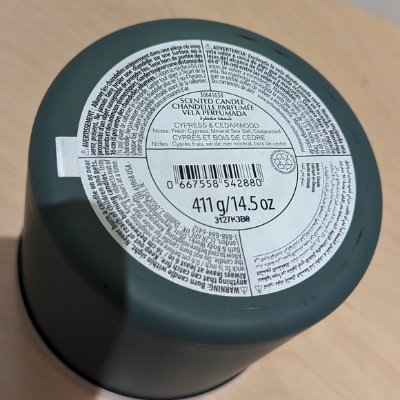 B&BW Cypress & Cedarwood - 3-Wick Candle - Picture 3 of 3